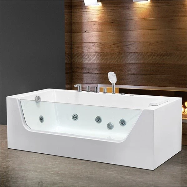 Vrijstaande jacuzzi